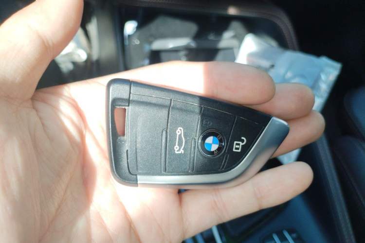 Used BMW X1 2020 sDrive20Li Premium Edition Vehicle Key