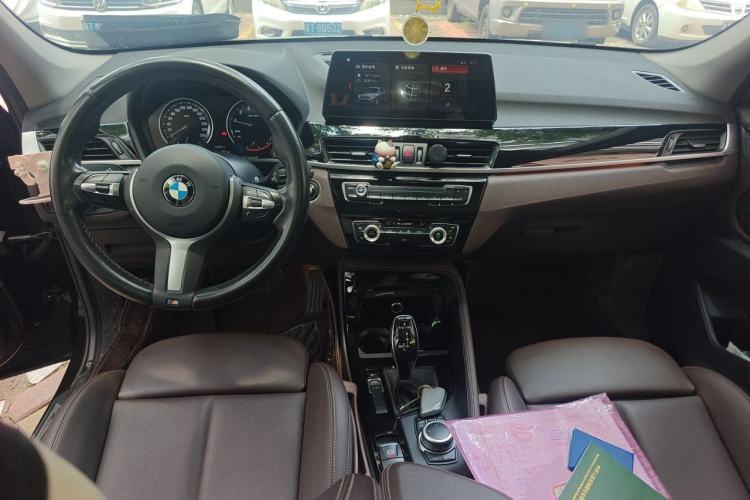 Used BMW X1 2020 sDrive20Li Premium Edition Center Console