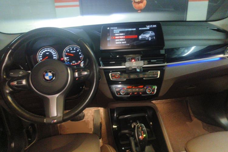 Used BMW X1 2020 sDrive20Li Premium Edition Center Console