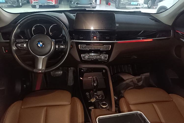 Used BMW X1 2020 sDrive20Li Premium Edition Center Console