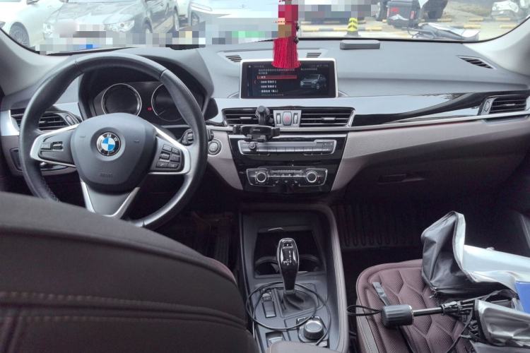 Used BMW X1 2020 sDrive20Li Fashion Model Center Console