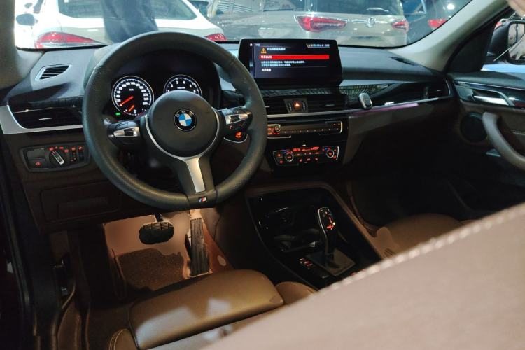 Used BMW X1 2020 sDrive20Li Premium Edition Center Console