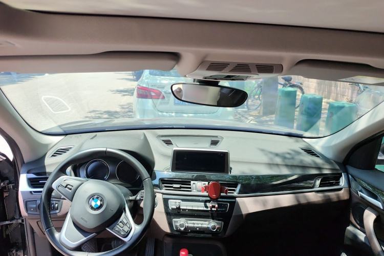 Used BMW X1 2020 sDrive20Li Fashion Model Center Console