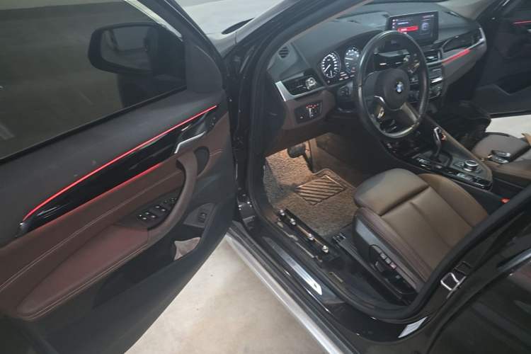 Used BMW X1 2020 sDrive20Li Premium Edition Driver Seat