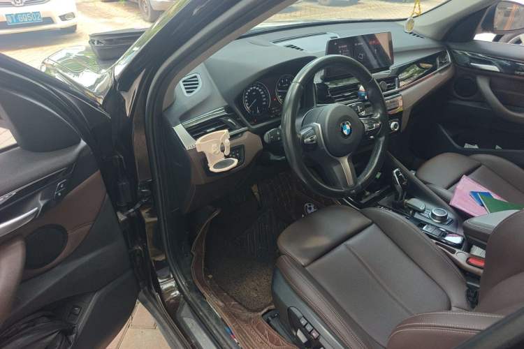 Used BMW X1 2020 sDrive20Li Premium Edition Driver Seat