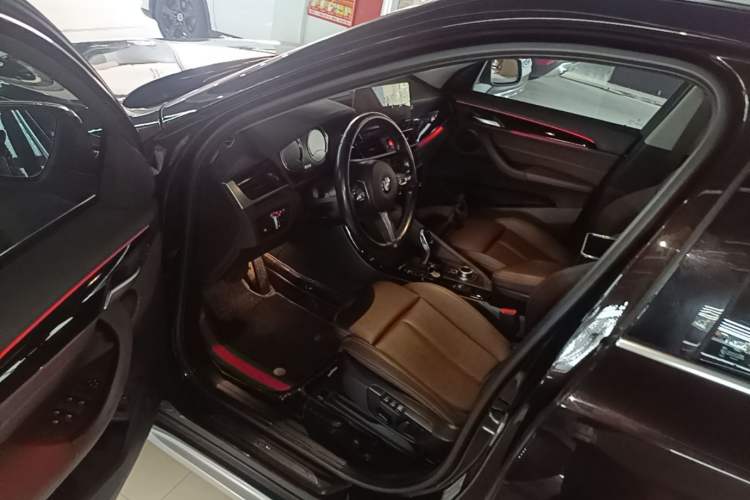 Used BMW X1 2020 sDrive20Li Premium Edition Driver Seat