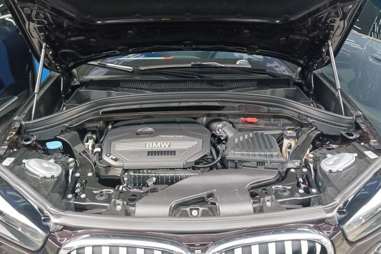 Used BMW X1 2020 sDrive20Li Premium Edition Engine Bay