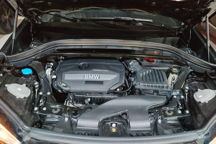 Used BMW X1 2020 sDrive20Li Premium Edition Engine Bay