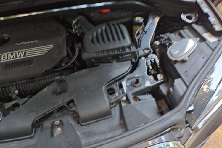 Used BMW X1 2020 xDrive25Li Luxury Edition Engine Bay Left