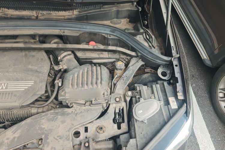 Used BMW X1 2020 sDrive25Li Leading Model Engine Bay Left