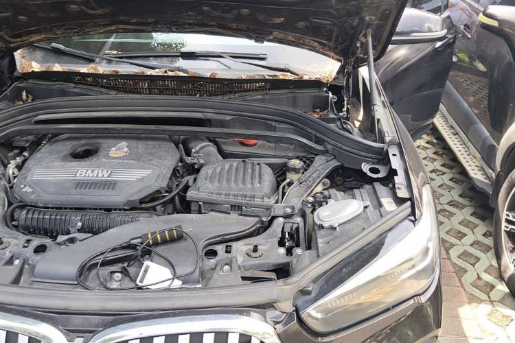 Used BMW X1 2020 sDrive25Li Leading Model Engine Bay Left