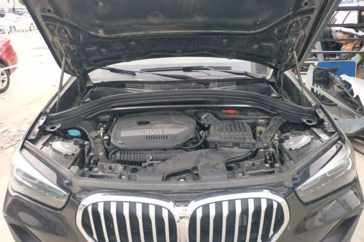 Used BMW X1 2020 sDrive25Li Leading Model Engine Bay