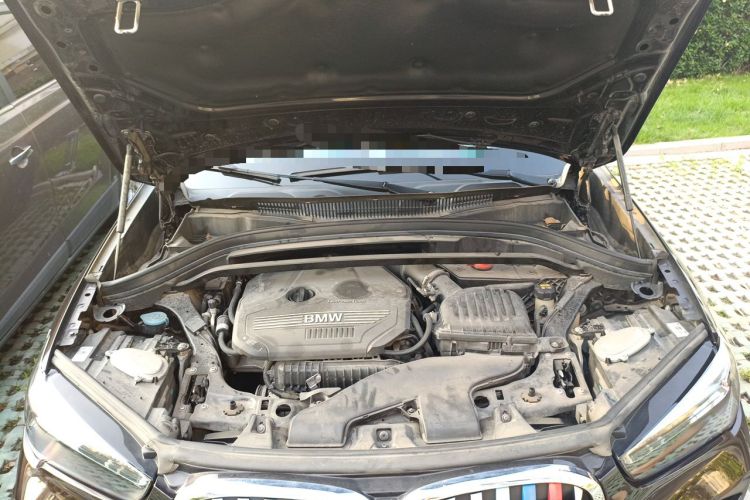 Used BMW X1 2020 sDrive20Li Fashion Model Engine Bay