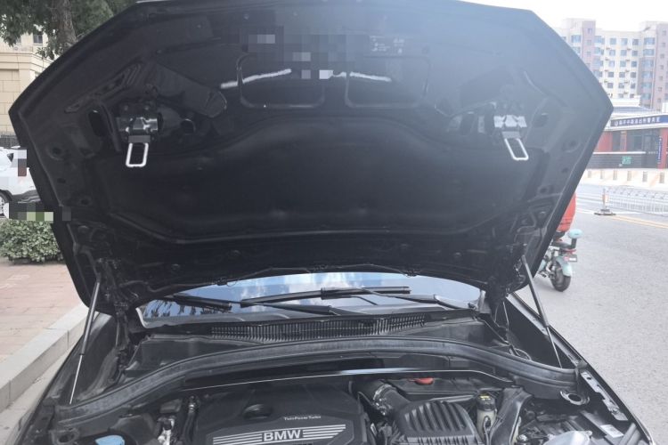 Used BMW X1 2020 sDrive25Li Leading Model Engine Bay