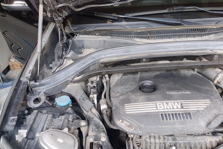 Used BMW X1 2020 sDrive20Li Premium Edition Engine Bay Right