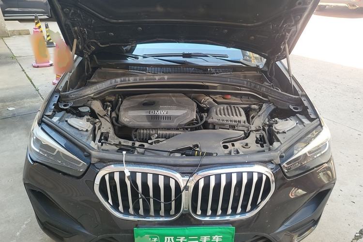 Used BMW X1 2020 sDrive20Li Fashion Model Engine Bay