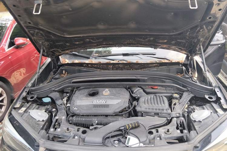 Used BMW X1 2020 sDrive25Li Leading Model Engine Bay