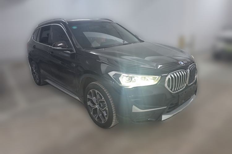 Used BMW X1 2020 sDrive20Li Premium Edition Front Right 45 Deg