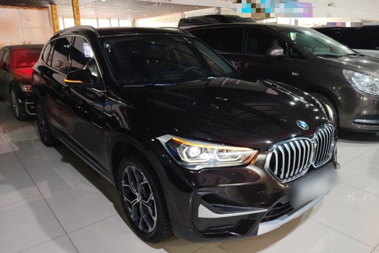 Used BMW X1 2020 sDrive20Li Premium Edition Front Right 45 Deg