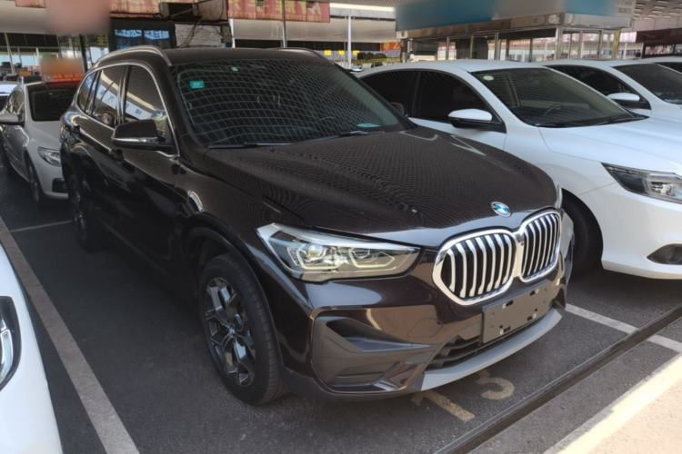 Used BMW X1 2020 sDrive25Li Leading Model Front Right 45 Deg