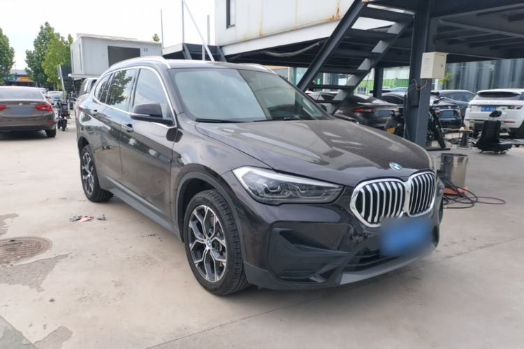 Used BMW X1 2020 sDrive25Li Leading Model Front Right 45 Deg