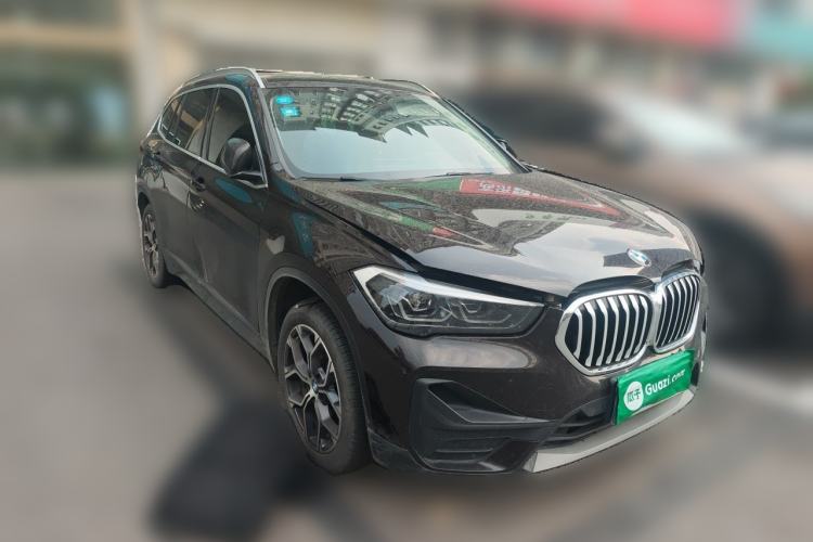 Used BMW X1 2020 sDrive25Li Leading Model Front Right 45 Deg