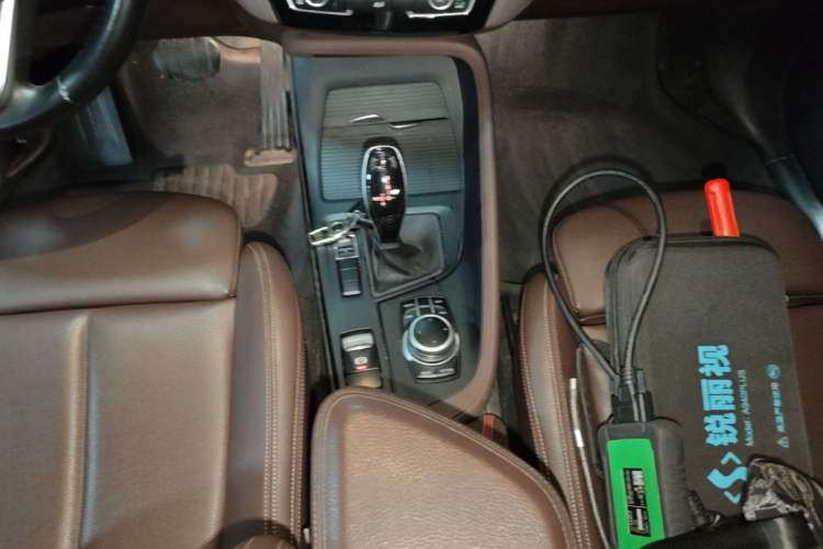 Used BMW X1 2020 sDrive25Li Leading Model Gear Lever