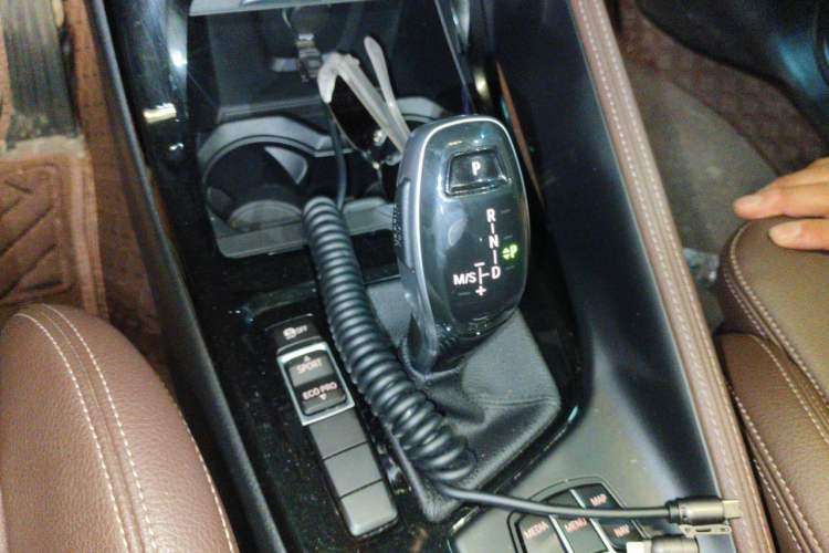Used BMW X1 2020 sDrive20Li Premium Edition Gear Lever