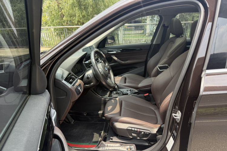 Used BMW X1 2020 sDrive20Li Premium Edition Interior 9