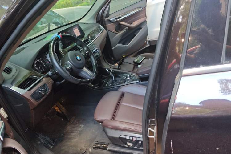 Used BMW X1 2020 xDrive25Li Luxury Edition Left Front Seat