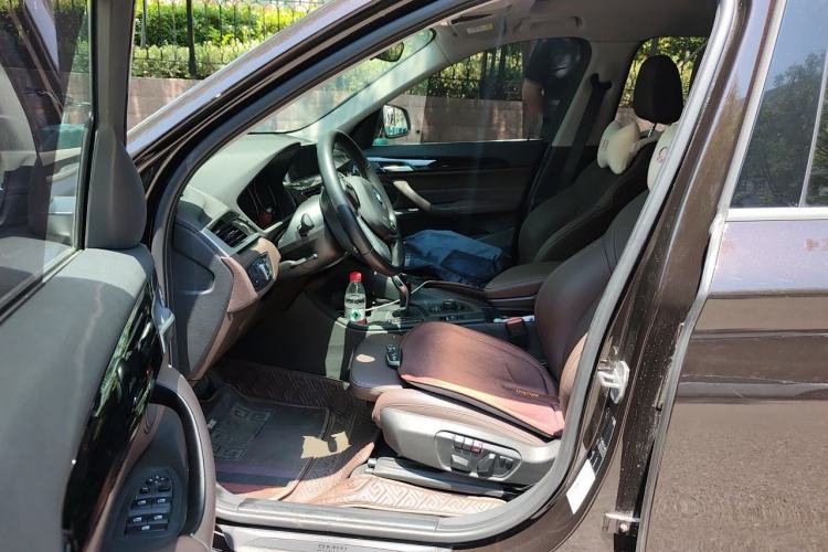 Used BMW X1 2020 sDrive20Li Fashion Model Left Front Seat