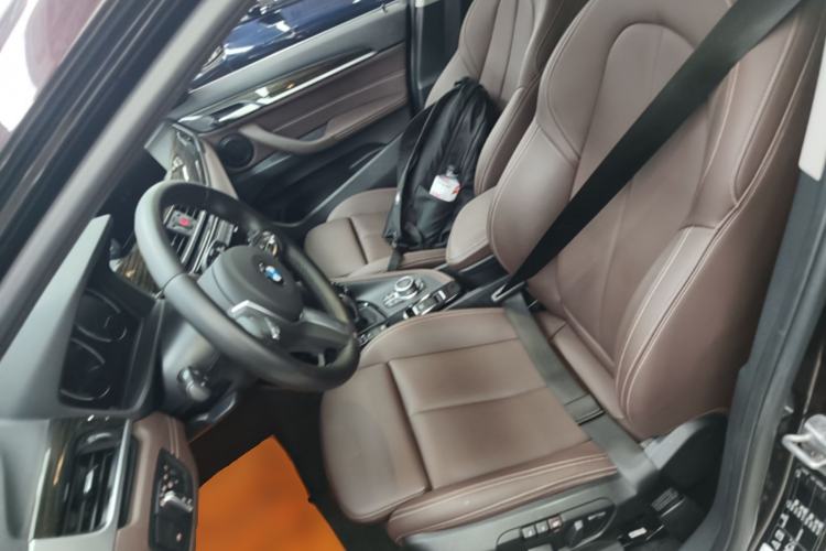 Used BMW X1 2020 xDrive25Li Luxury Edition Left Front Seat