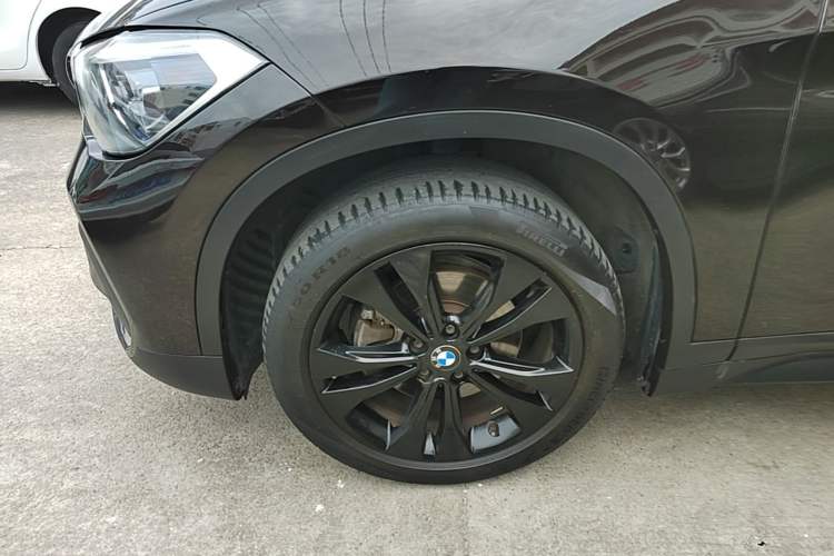 Used BMW X1 2020 sDrive20Li Fashion Model Left Front Wheel Hub