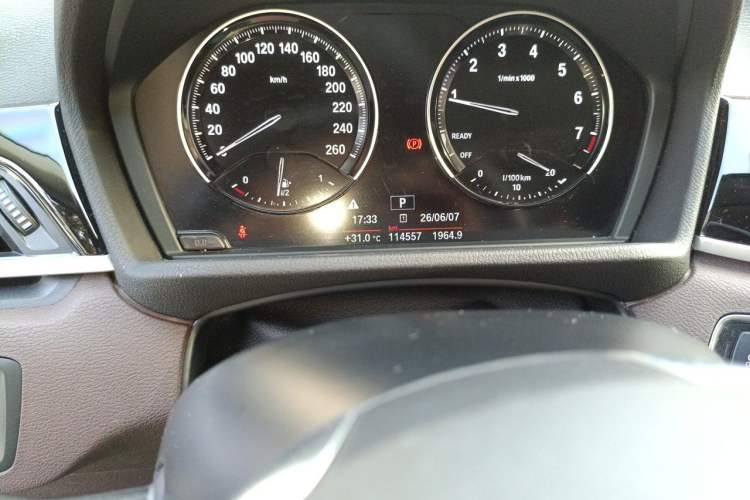 Used BMW X1 2020 sDrive20Li Fashion Model Odometer Close Up