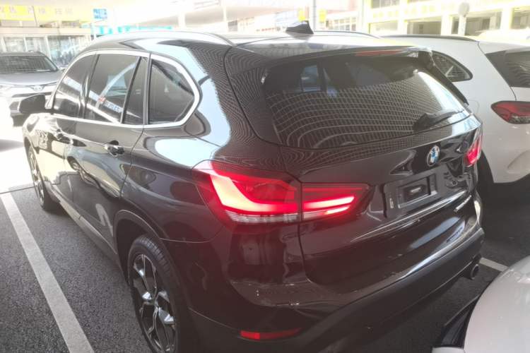 Used BMW X1 2020 sDrive25Li Leading Model Rear Left 45 Deg