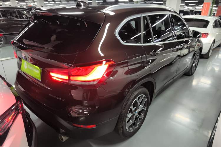 Used BMW X1 2020 sDrive25Li Leading Model Rear Right 45 Deg