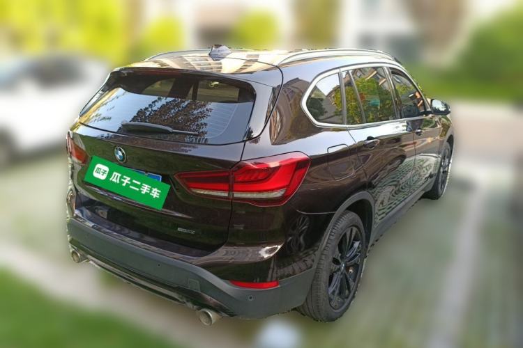 Used BMW X1 2020 sDrive20Li Fashion Model Rear Right 45 Deg