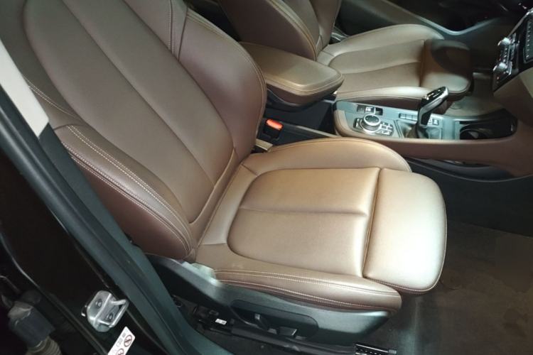 Used BMW X1 2020 sDrive25Li Leading Model Right Front Seat