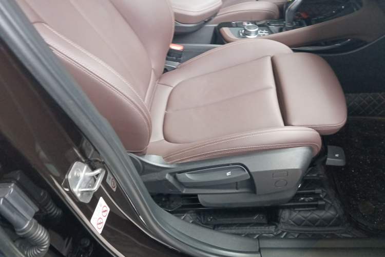 Used BMW X1 2020 sDrive20Li Premium Edition Right Front Seat