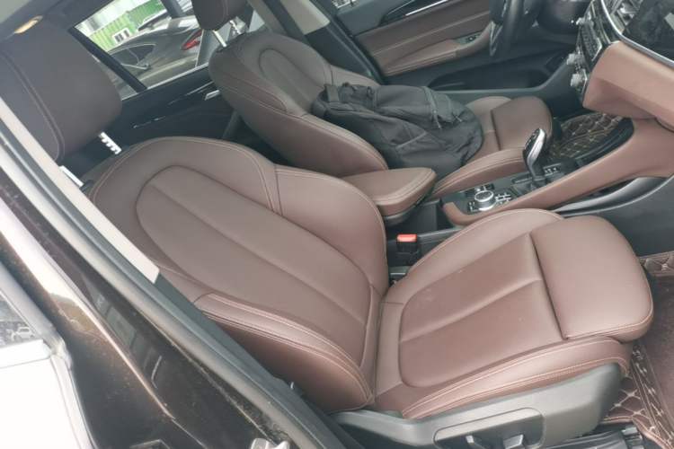Used BMW X1 2020 sDrive25Li Leading Model Right Front Seat