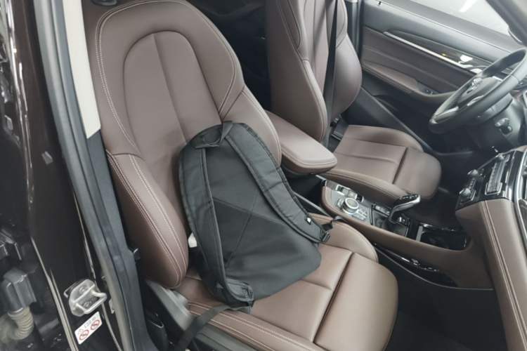 Used BMW X1 2020 xDrive25Li Luxury Edition Right Front Seat
