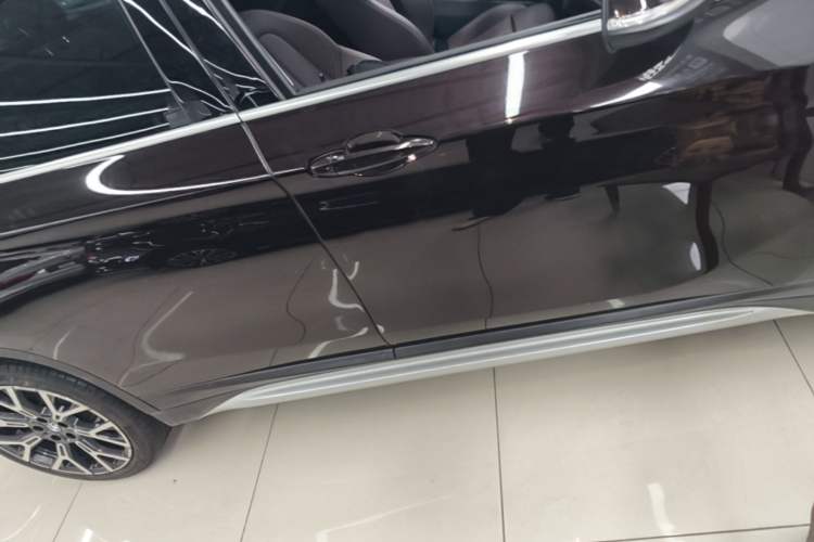 Used BMW X1 2020 xDrive25Li Luxury Edition Right Side Sill
