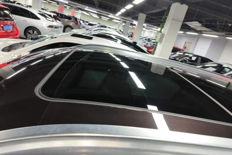 Used BMW X1 2020 sDrive25Li Leading Model Roof