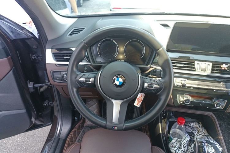 Used BMW X1 2020 sDrive20Li Premium Edition Steering Wheel