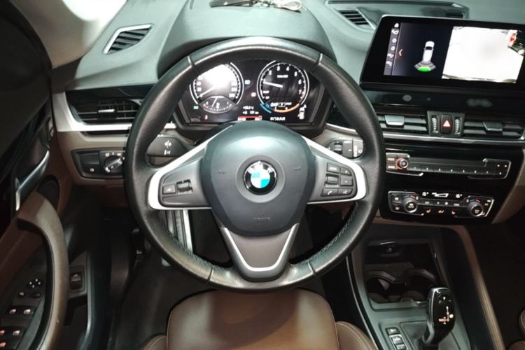 Used BMW X1 2020 sDrive25Li Leading Model Steering Wheel