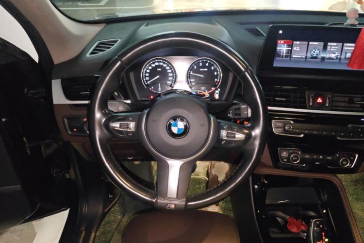 Used BMW X1 2020 sDrive20Li Premium Edition Steering Wheel