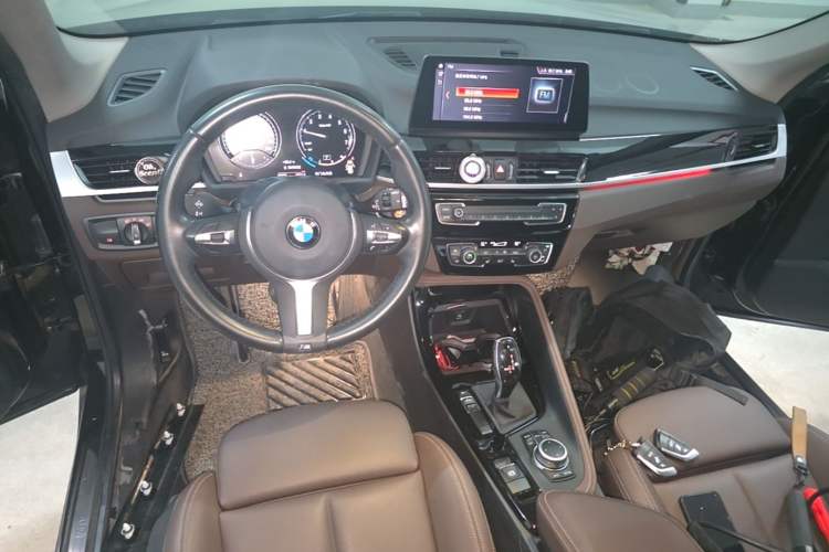 Used BMW X1 2020 sDrive20Li Premium Edition Steering Wheel