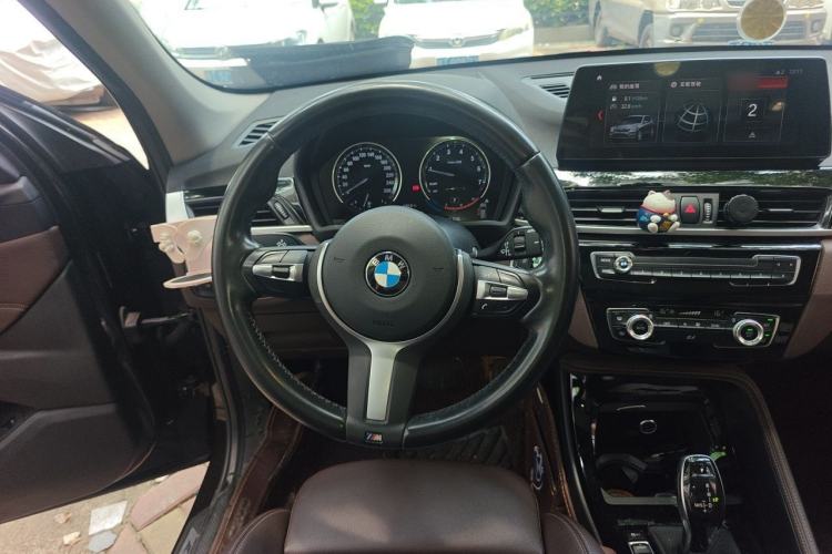 Used BMW X1 2020 sDrive20Li Premium Edition Steering Wheel