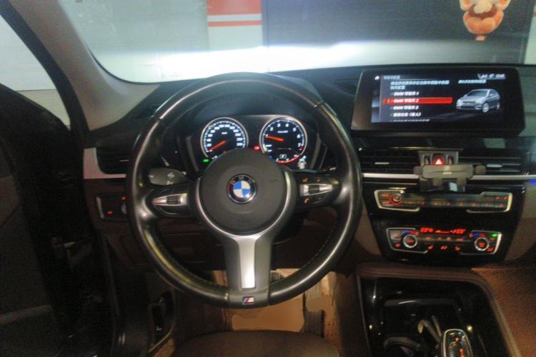 Used BMW X1 2020 sDrive20Li Premium Edition Steering Wheel