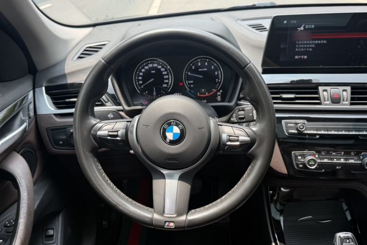 Used BMW X1 2020 sDrive20Li Premium Edition Steering Wheel